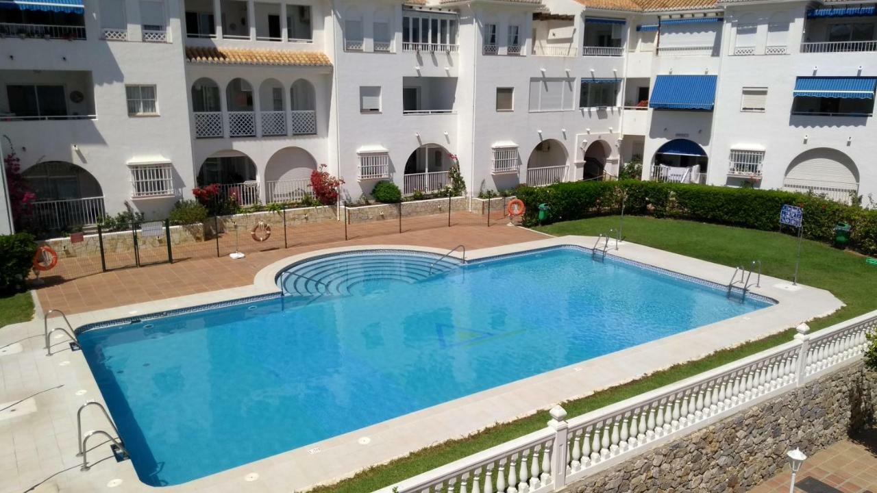 Апартаменти Nerja Solymar Екстер'єр фото