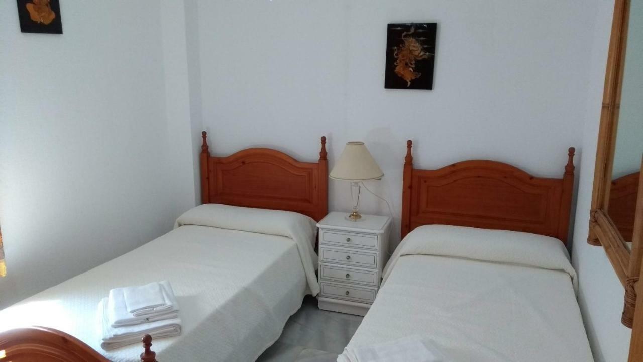 Апартаменти Nerja Solymar Екстер'єр фото